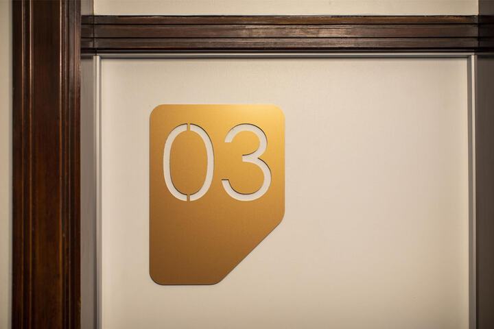 Room 17 of 60