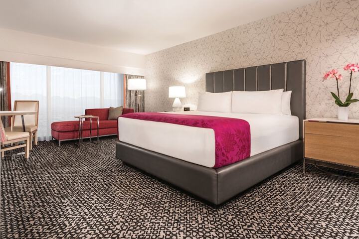 Room 40 of 144