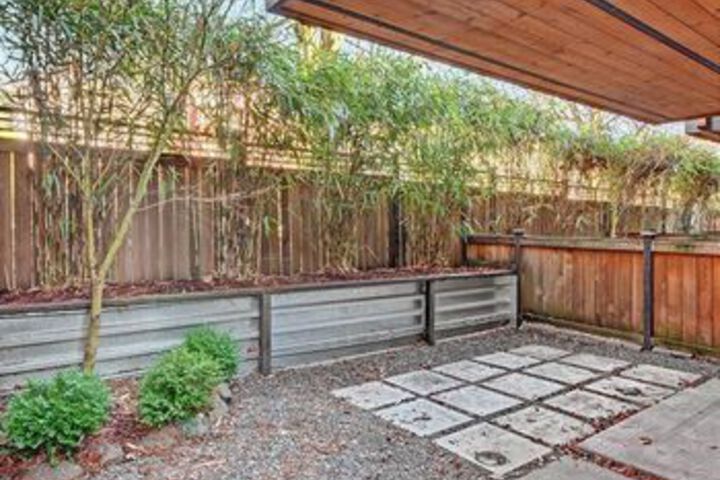 Terrace/Patio 18 of 18