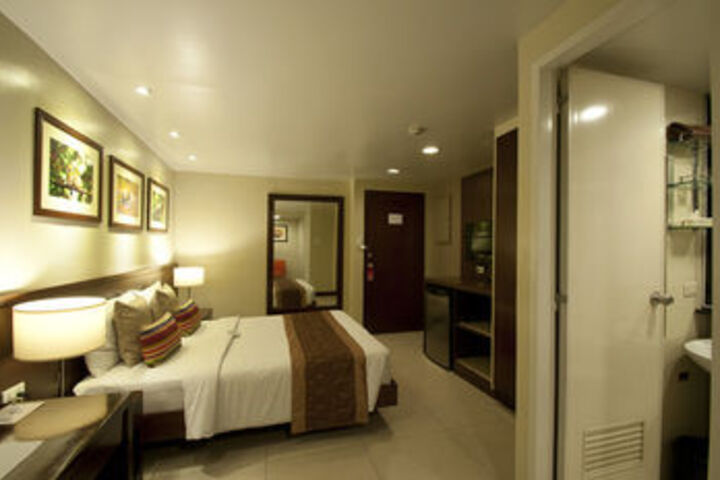 Room 41 of 73