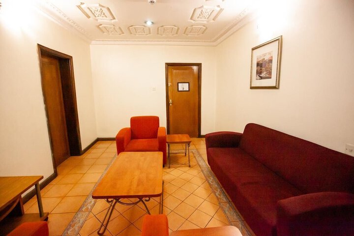 Room 9 of 9