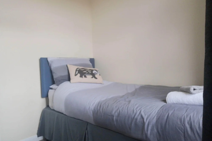 Room 5 of 15