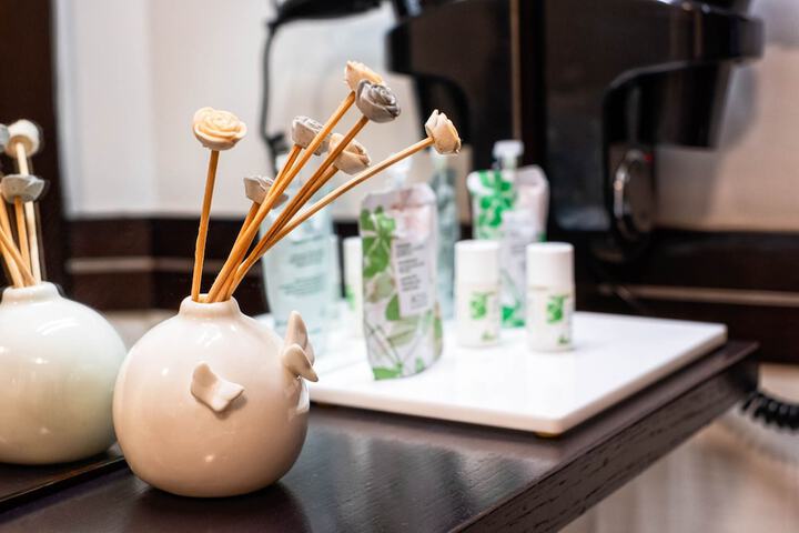 Room amenity