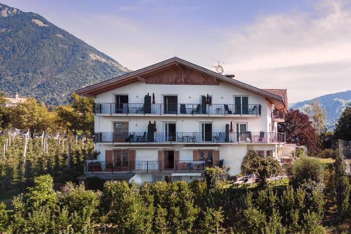 Garni Hotel Walburg