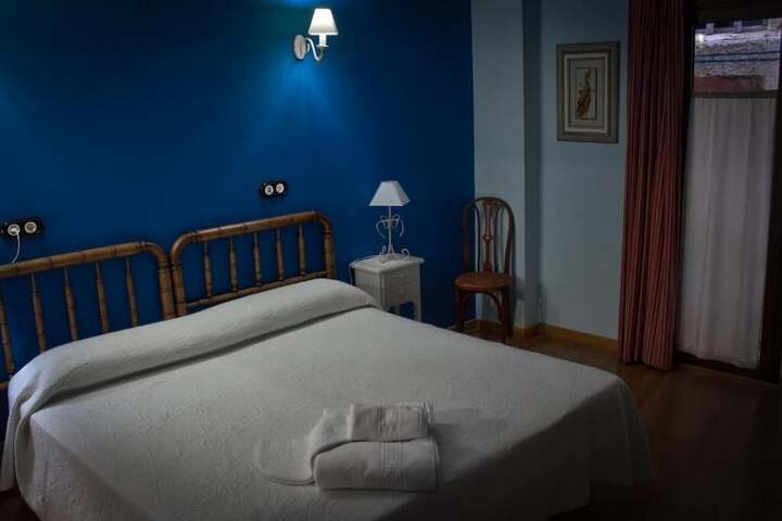 Room 8 of 36