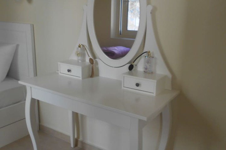 Room 5 of 26