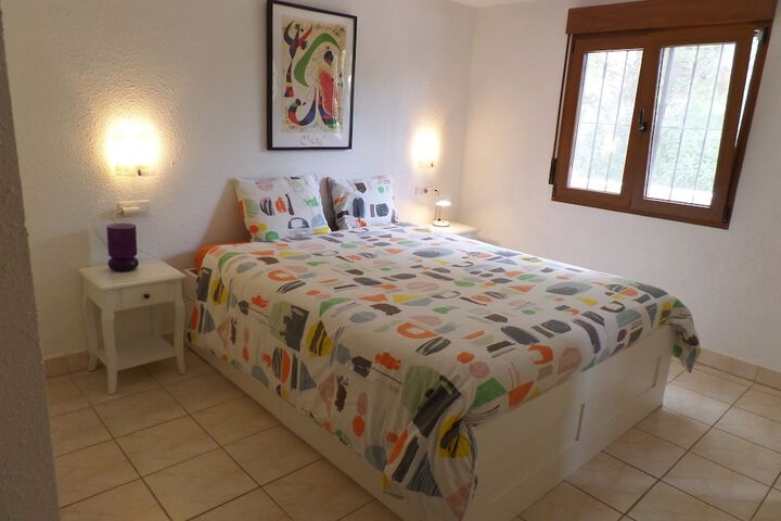 Room 3 of 66