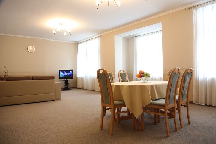 Room 14 of 39