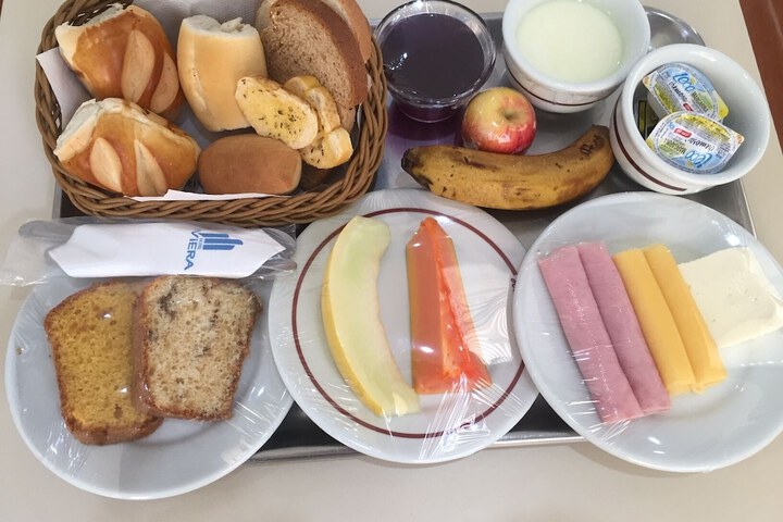 Breakfast/Coffee Service 19 of 38
