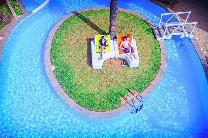 Pool 51 of 111