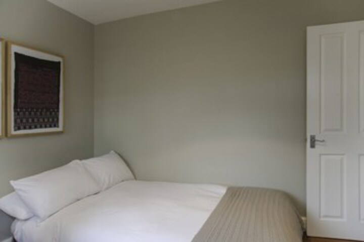 Room 15 of 19
