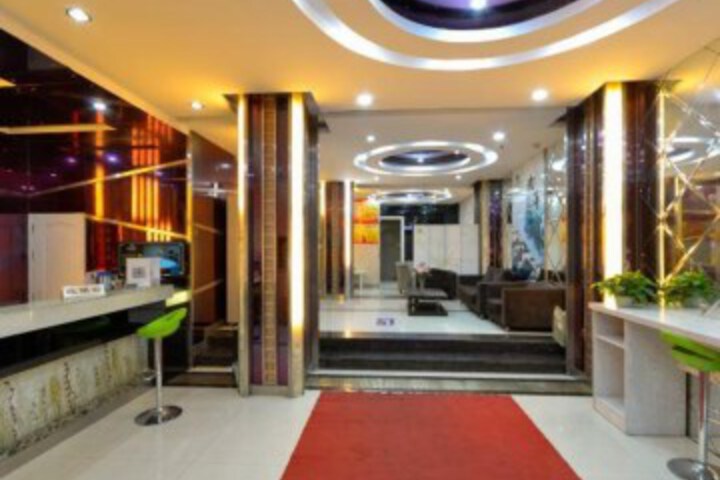 Huzhou Youyou Holiday Hotel