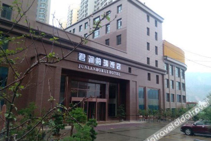 Junlan Borui Hotel