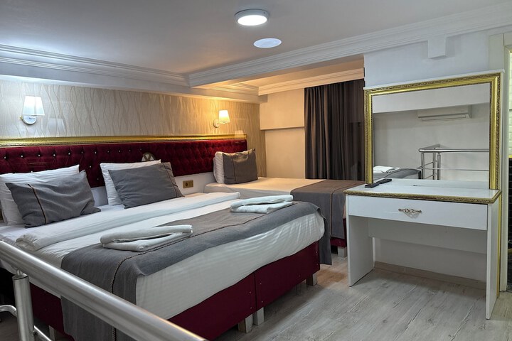 Room 32 of 110
