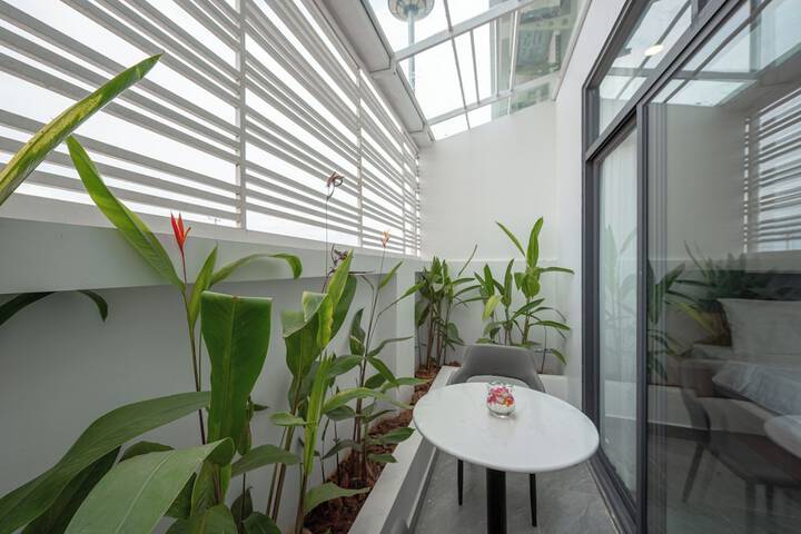 Terrace/Patio 9 of 18