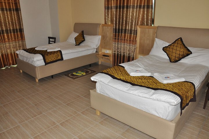 Room 18 of 36