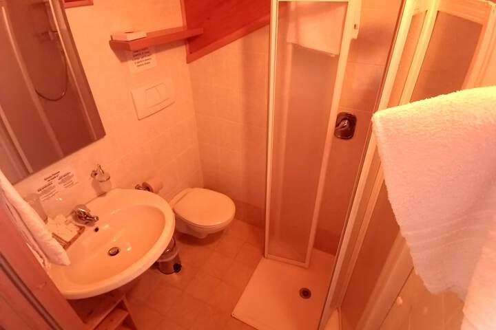 Room 18 of 67
