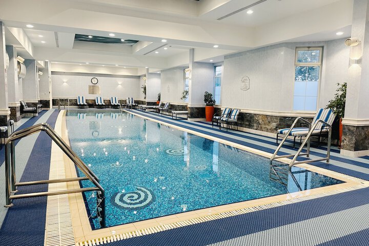 Pools & Facilities