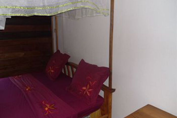 Room 30 of 85