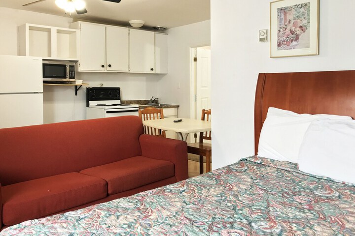 Room 28 of 55