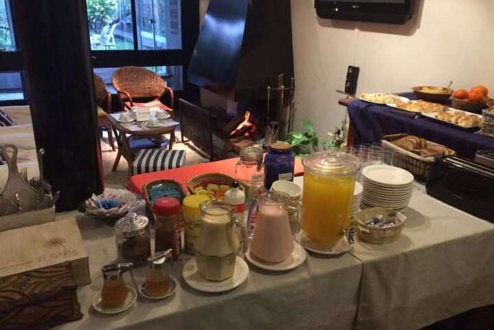 Breakfast/Coffee Service 20 of 23