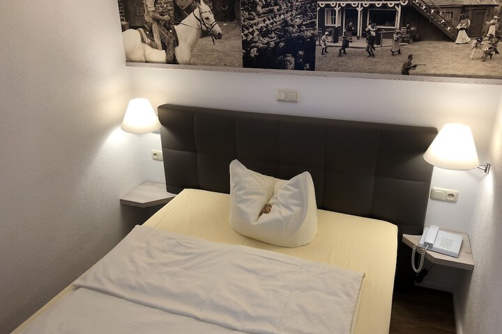 Room 6 of 23
