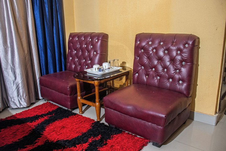 Room 28 of 62