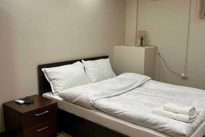 Room 8 of 23