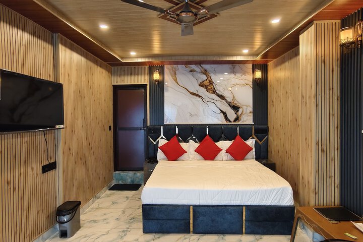Hotel Mystic Mountain Kausani in Garur