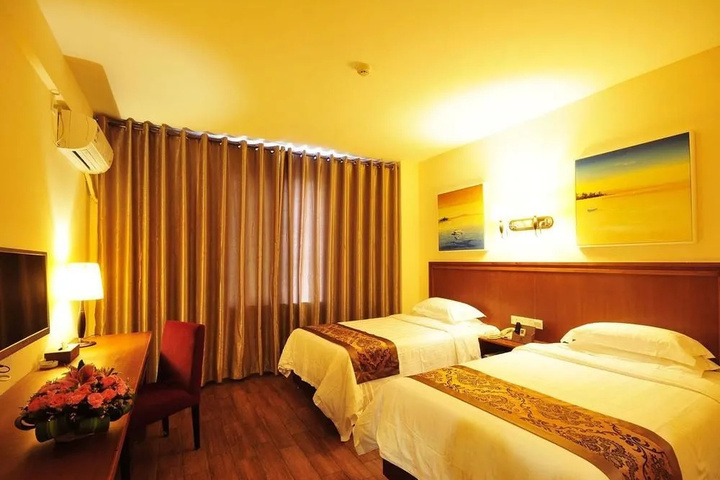 Room 2 of 14
