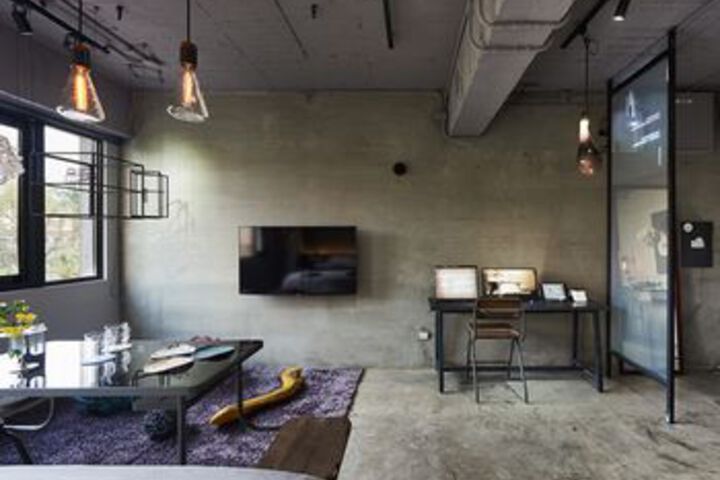 Room 47 of 75