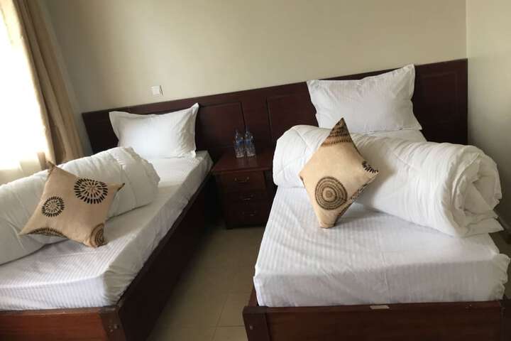 Room 7 of 36