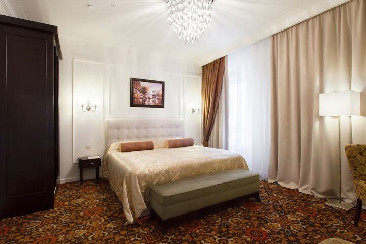Room 14 of 46