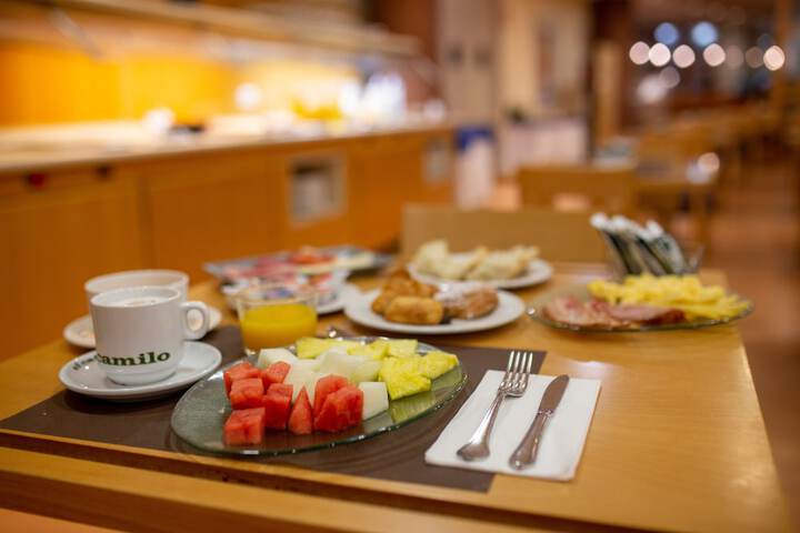 Breakfast buffet