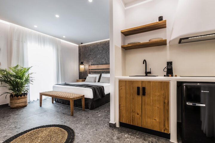 Room 36 of 62