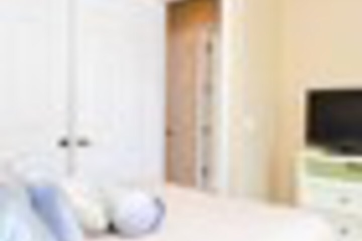 Room 32 of 108