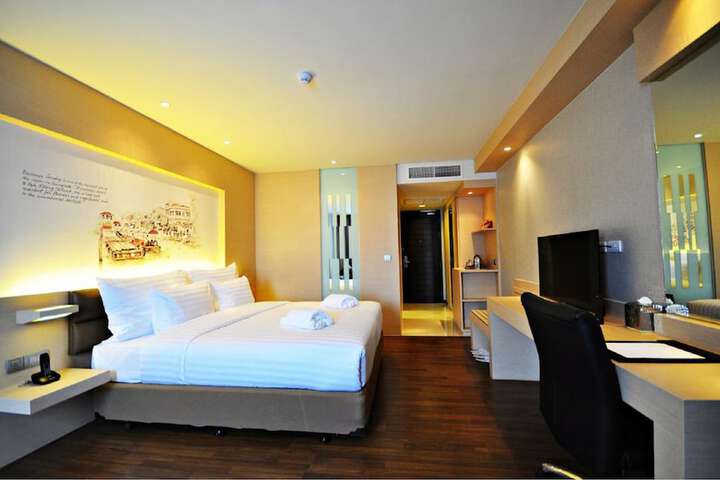 Room 6 of 29
