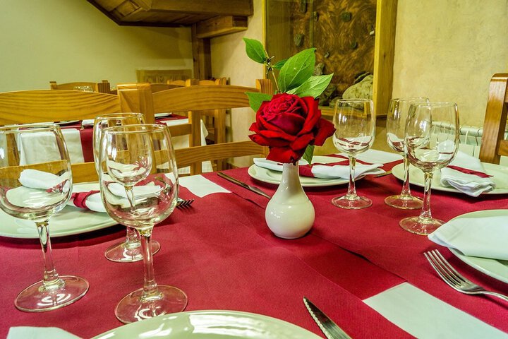 Dining 15 of 27