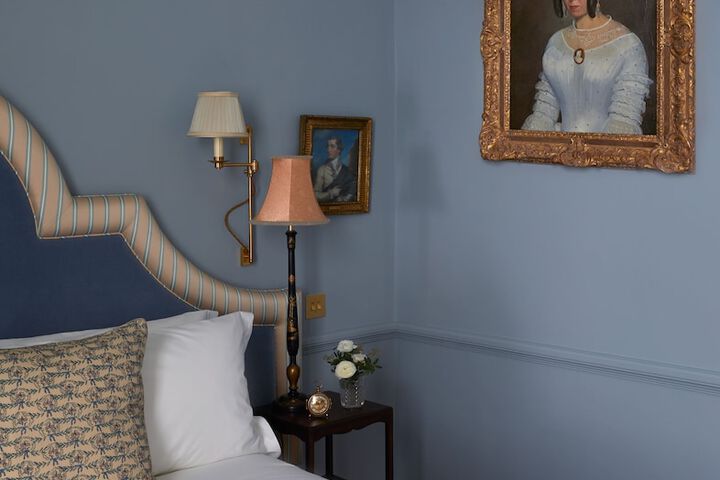 Room 14 of 87