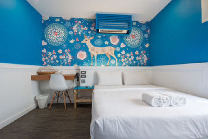 Room 26 of 39