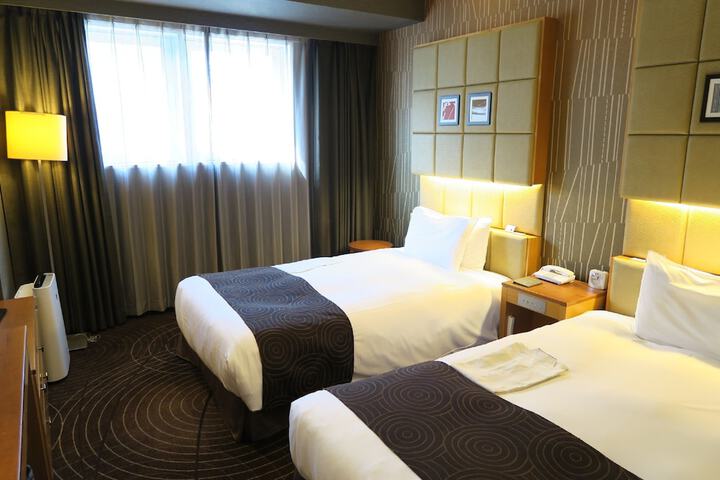 Room 11 of 47