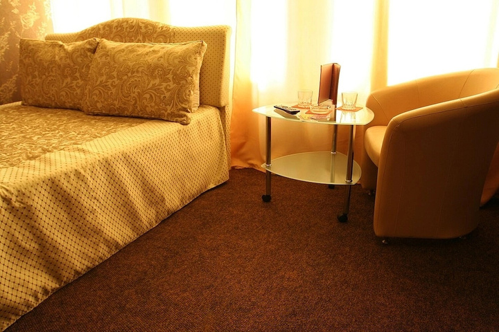 Room 6 of 20