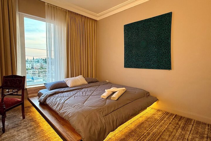 Room 14 of 32