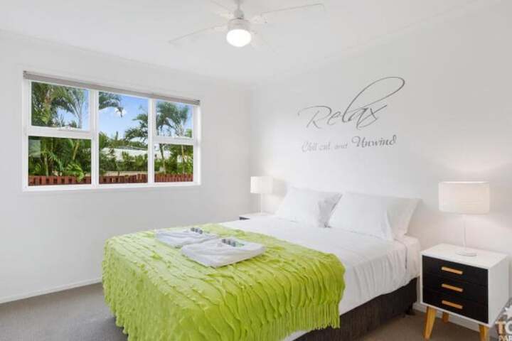 Room 22 of 204