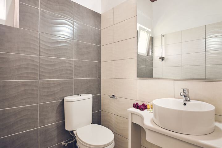 Bathroom Interior Photo