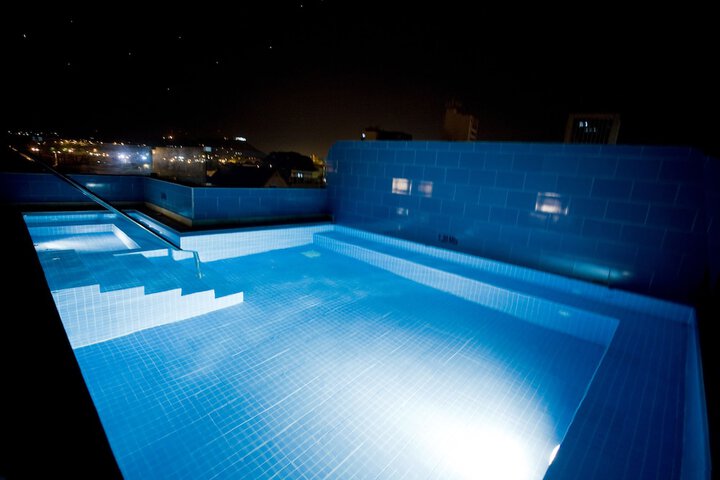 Hotel with Pool