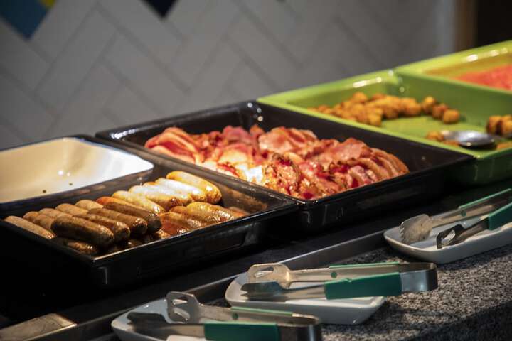 Breakfast/Coffee Service 33 of 54