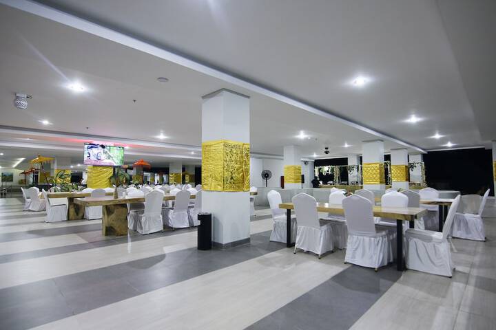 Dining 59 of 73