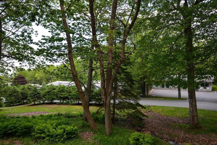 Property Grounds 32 of 43