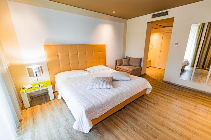 Room 14 of 67